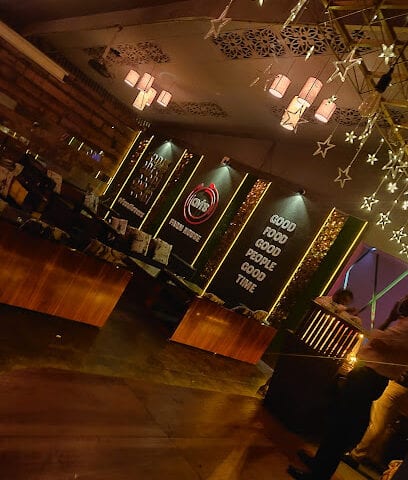 Avi's Family Restaurant