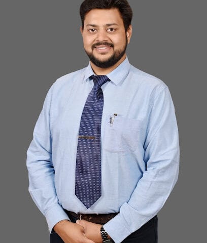 Dr. Siddharth Bhandari - Apex Orthopaedic & Gynaecology Clinic | Orthopaedic Doctor | Knee & Hip Replacement | Arthroscopy