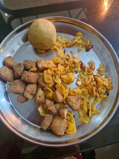 Gauri tiffin services