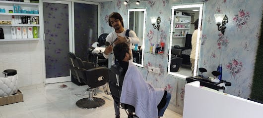 Spinz unisex Salon