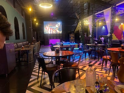 Upper Deck Lounge